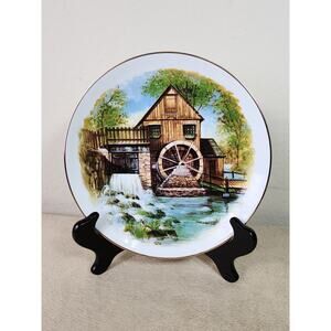 Country Living Legacy Plate Collector Wall Decor Porcelain 8 1/2" Gold Trim Vtg